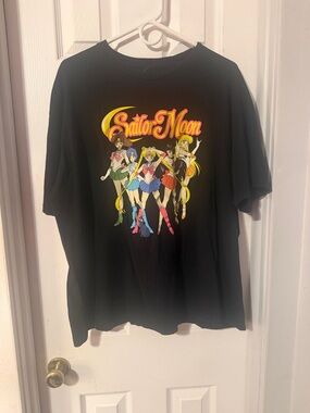 Sailor Moon Graphic Tee - Black